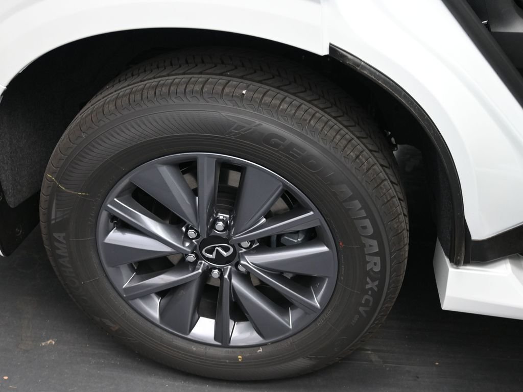 New 2026 White INFINITI PURE image 16