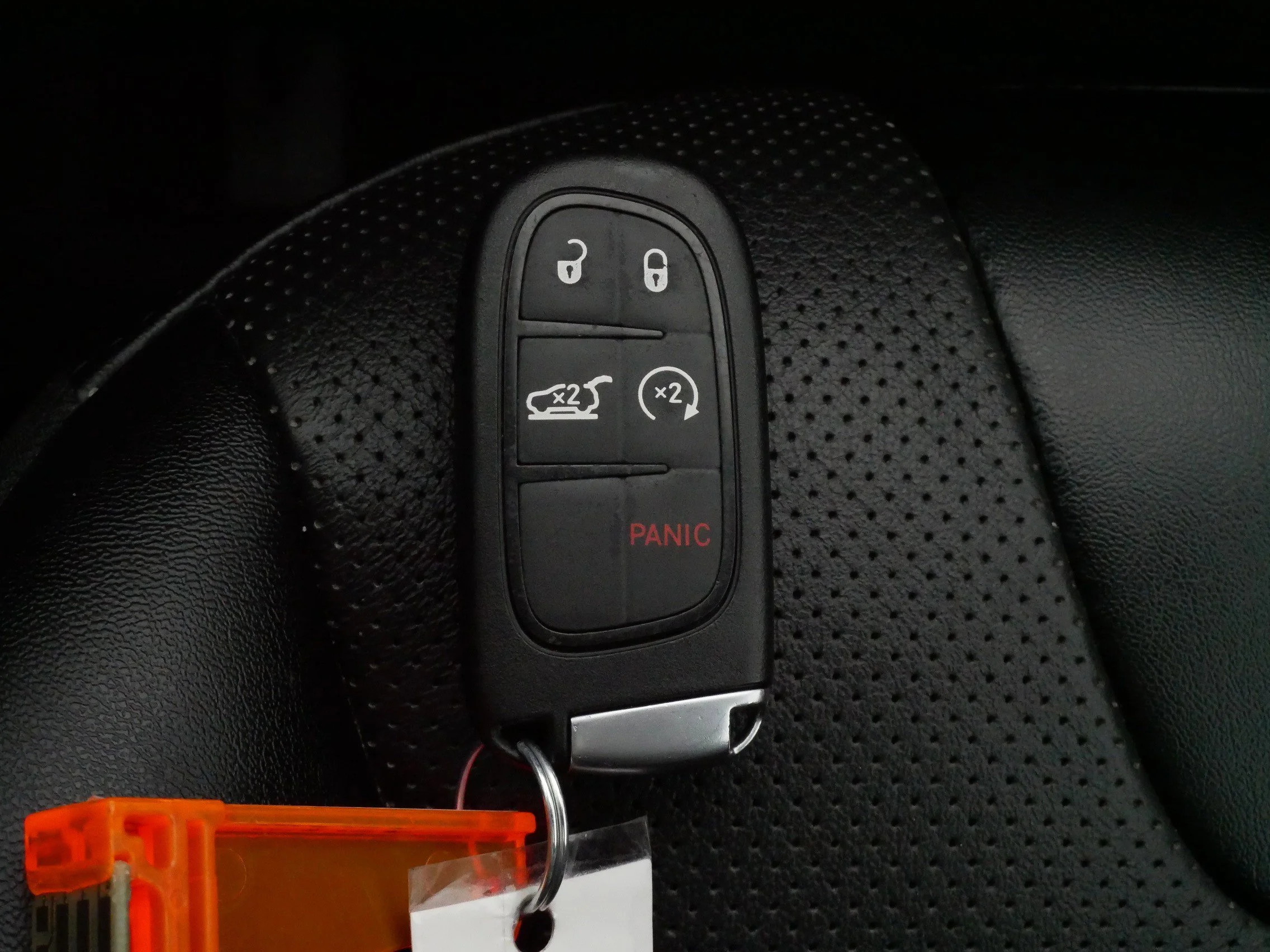 Used 2022 Bright White Clearcoat Jeep Limited image 29