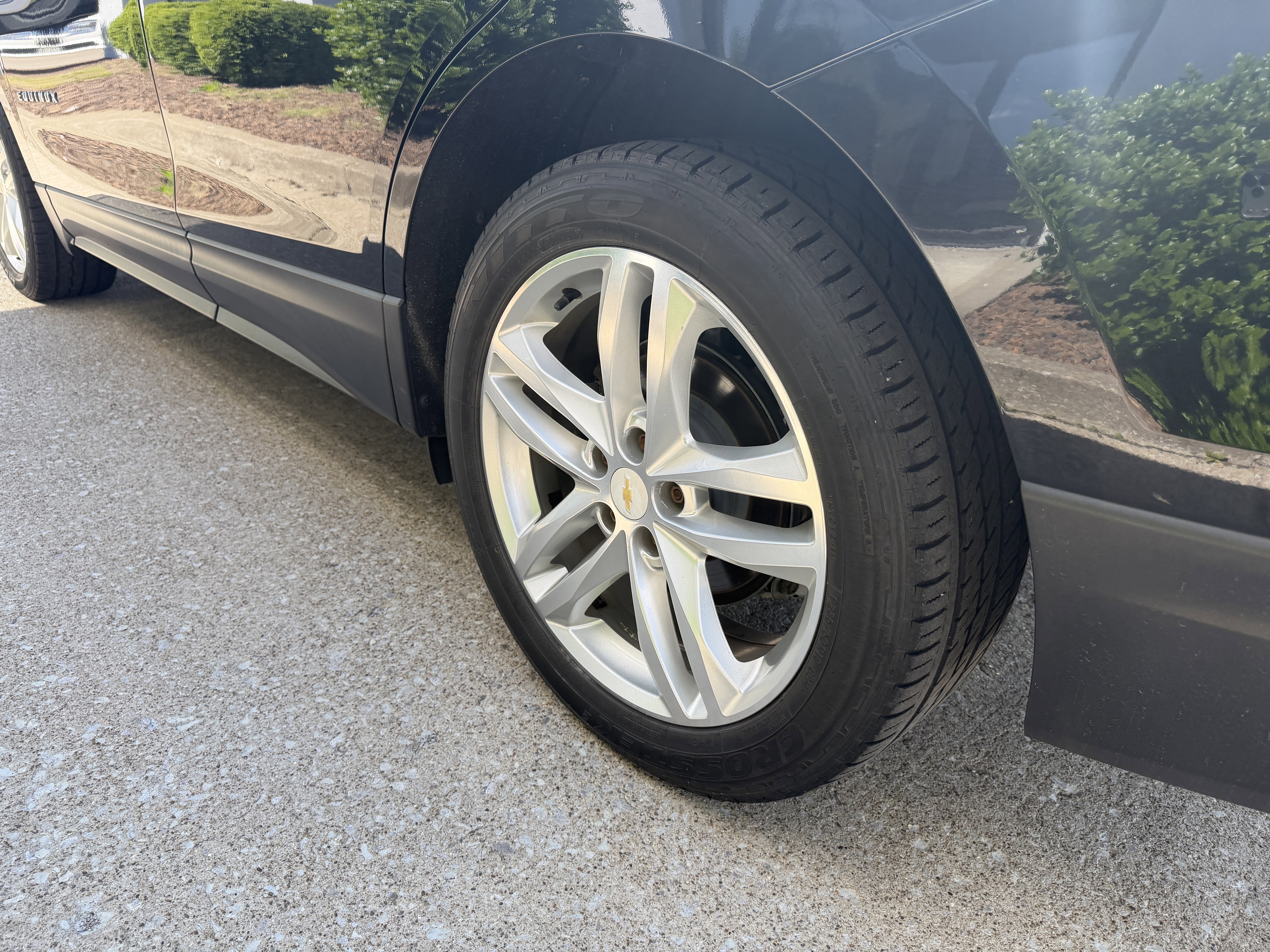 Used 2018 Mosaic Black Metallic Chevrolet Premier image 14