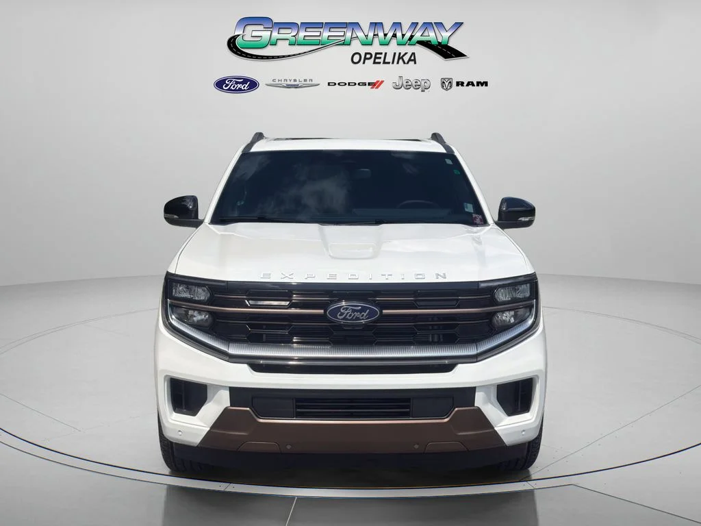 New 2026 Star White Metallic Tri-Coat Ford King Ranch® image 34