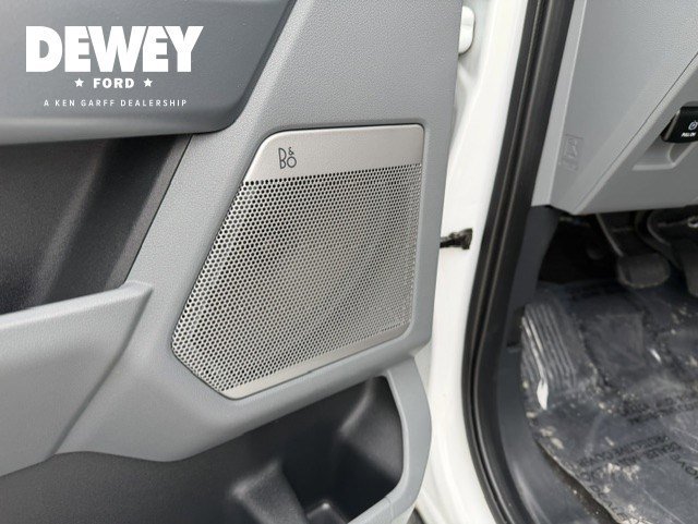 Used 2023 Oxford White Ford LARIAT image 13