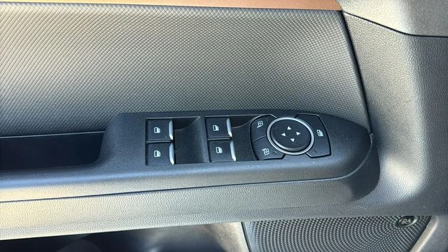 Used 2025 Gray Ford Outer Banks image 20