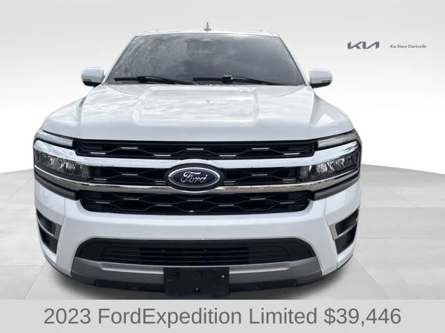 Used 2023 White Ford Limited image 3