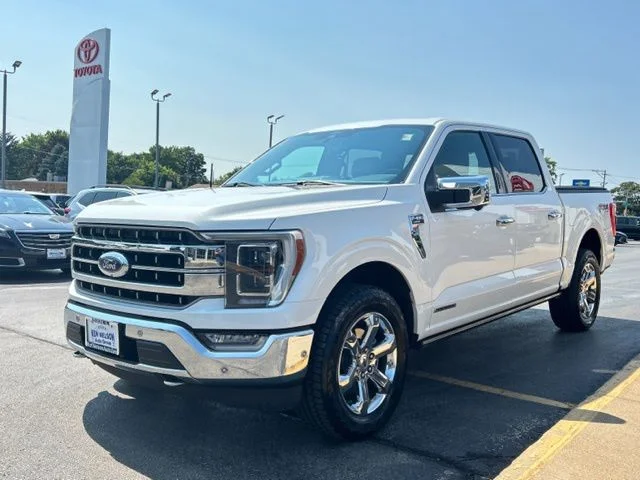 Used 2021 White Metallic Ford Lariat image 4