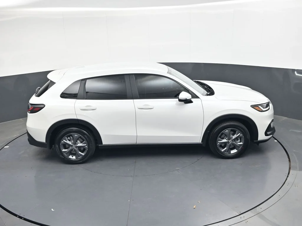 New 2026 Platinum White Pearl Honda LX image 22