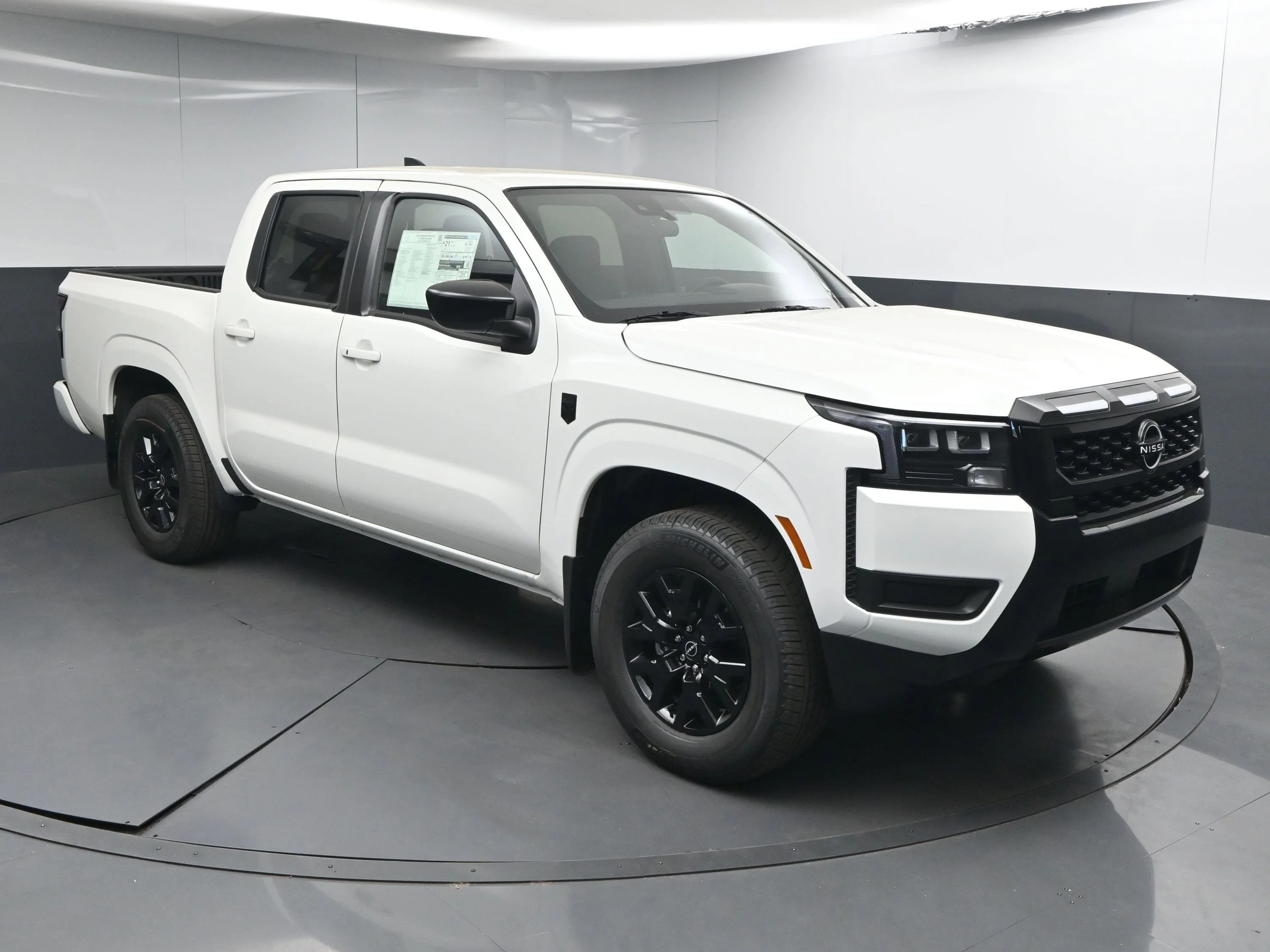 2026 Nissan Frontier SV Crew Cab 4X2 SWB's photo