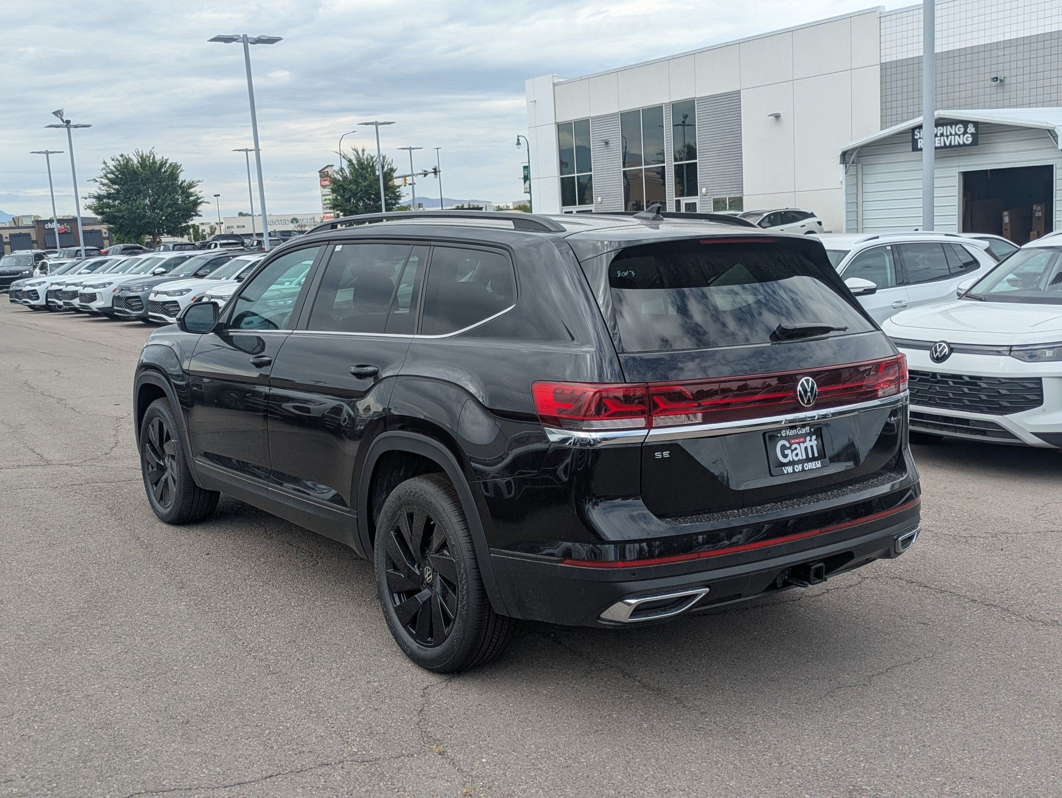New 2026 Deep Black Pearl Volkswagen 2.0T SE w/Technology image 5