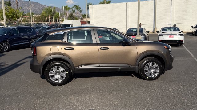 New 2027 Canyon Bronze Metallic Nissan S image 4