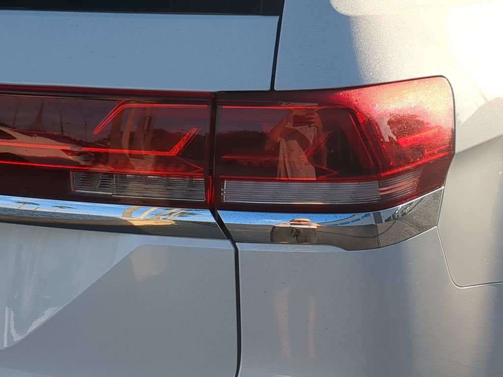 2026 Volkswagen Atlas SE w/Tech - Photo 8