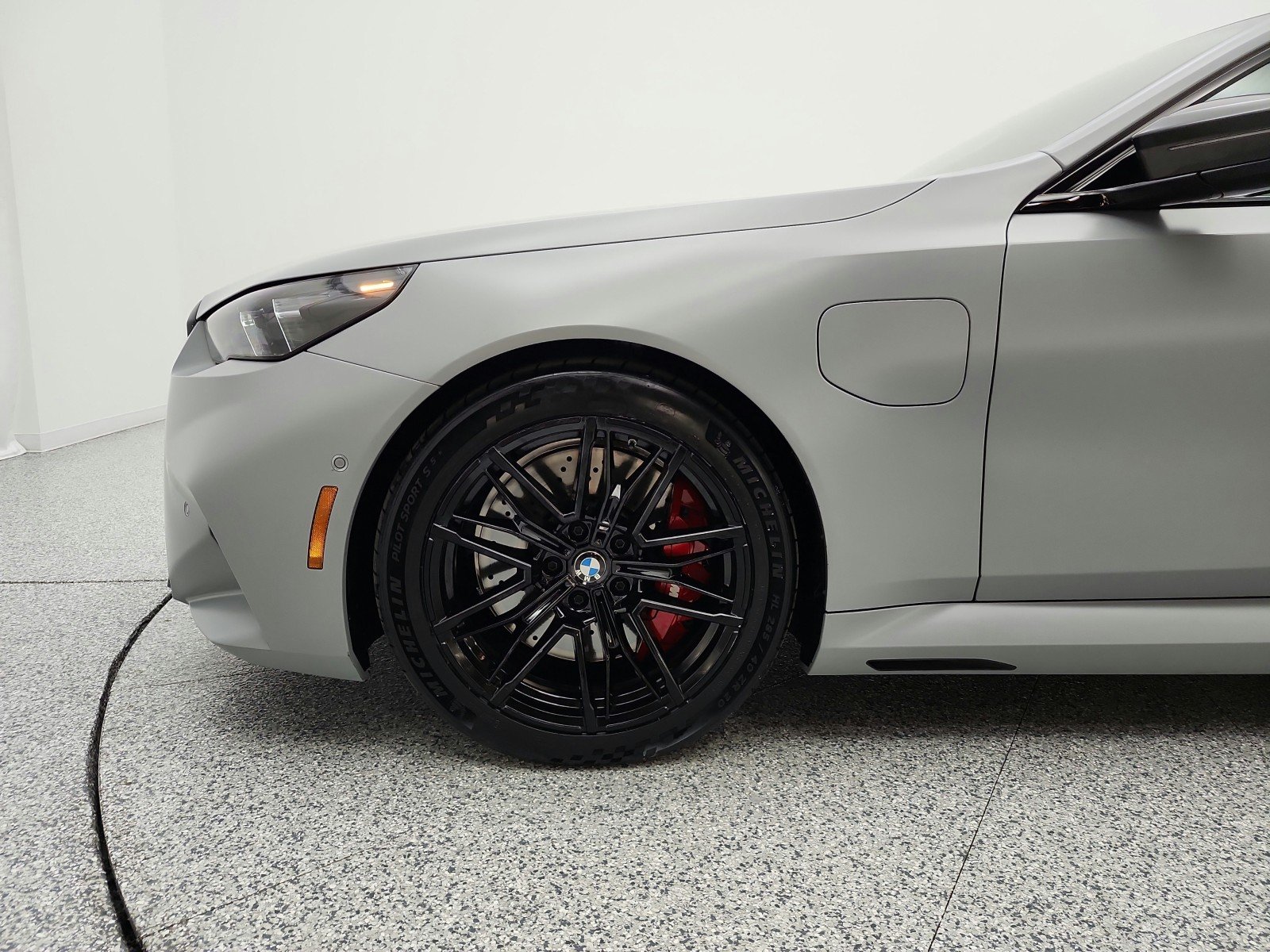 Used 2025 Brooklyn Grey Metallic BMW Sedan image 22