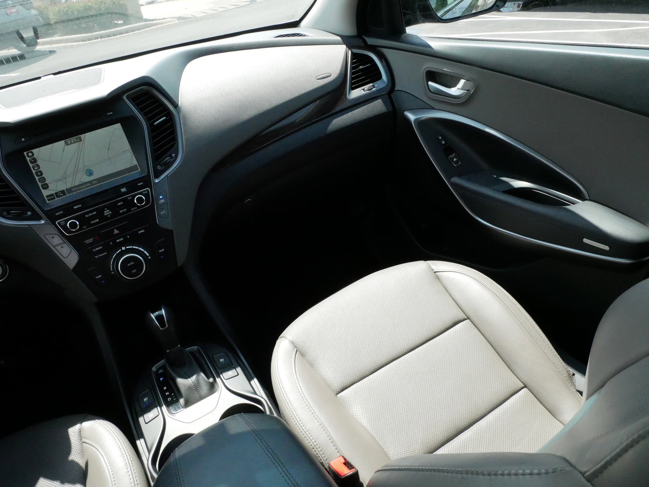 Used 2017 Mineral Gray Hyundai 2.4L image 11