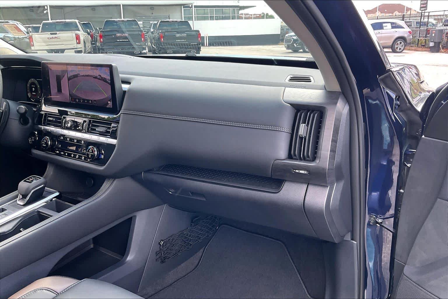 Used 2026 Deep Ocean Blue Pearl Nissan Platinum image 19