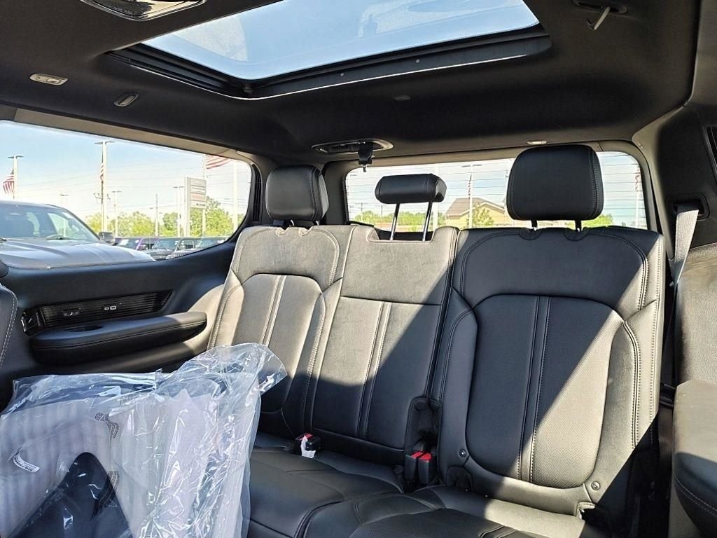 New 2026 Baltic Gray Metallic Clearcoat Jeep Summit Obsidian image 36