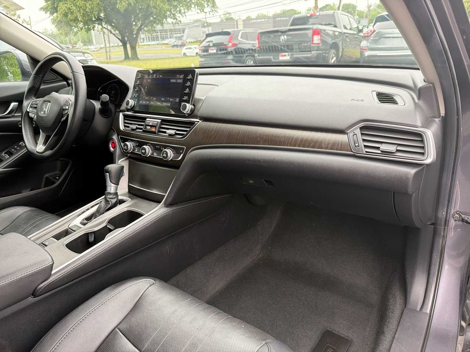 2019 Honda Accord EX-L - Photo 17