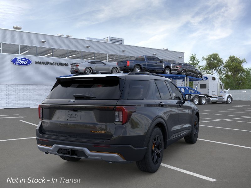 2026 Ford Explorer — photo 8