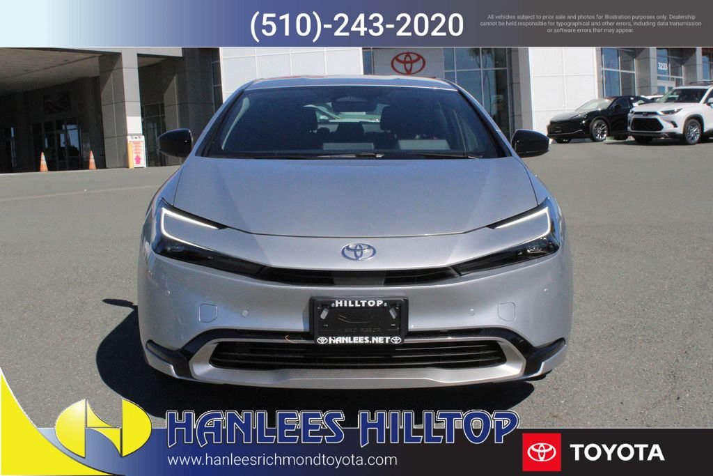 2026 Toyota Prius Plug-in Hybrid XSE - Photo 4