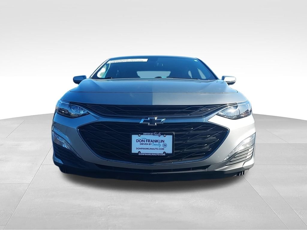 Used 2024 Gray Chevrolet LT image 3