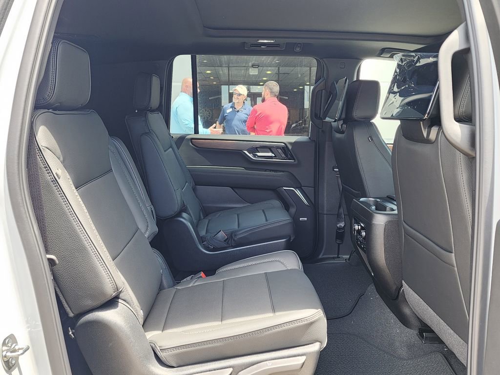 2026 GMC Yukon XL Denali - Photo 52