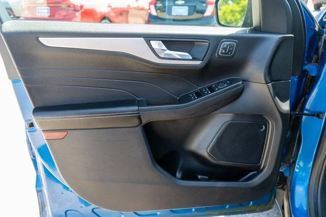 2021 Ford Escape SEL - Photo 16