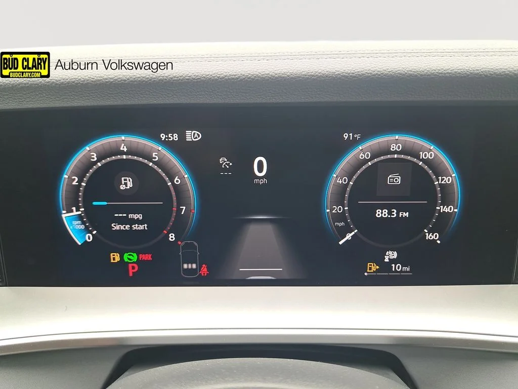 2025 Volkswagen Tiguan SE - Photo 15