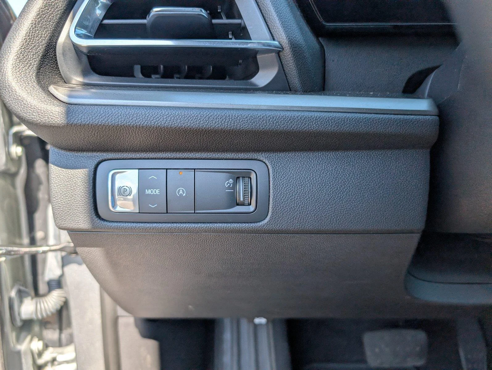 Used 2026 Sterling Gray Metallic Chevrolet LT image 28