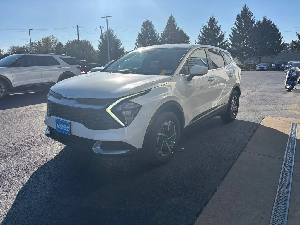 Certified Used 2023 White Kia LX image 3