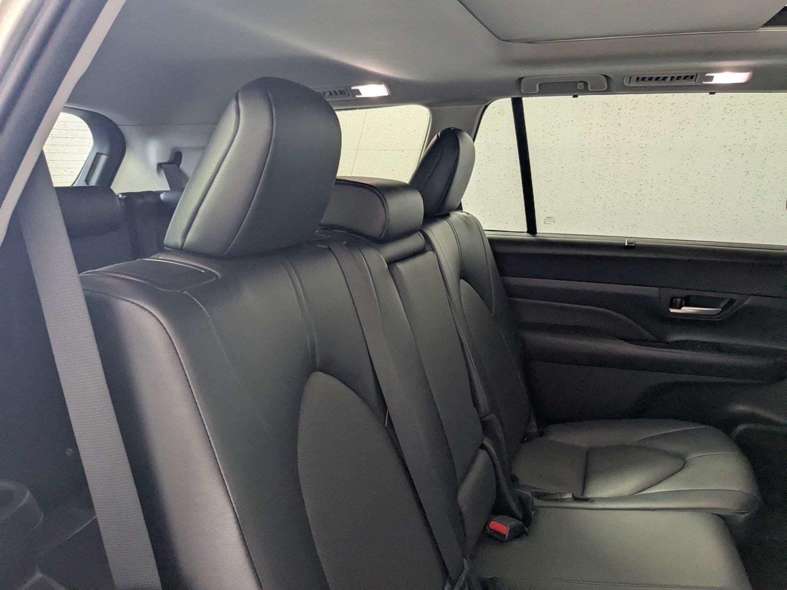 2024 Toyota Grand Highlander XLE - Photo 28