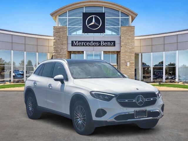 New 2026 Polar White Mercedes-Benz GLC 300 image 6