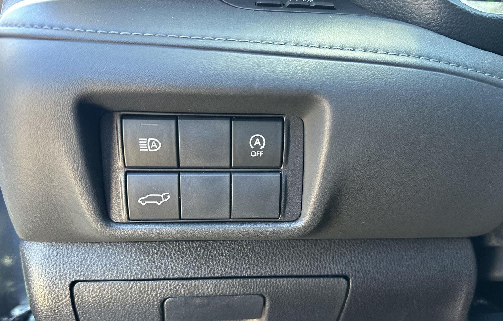 2023 Toyota Highlander XLE - Photo 18