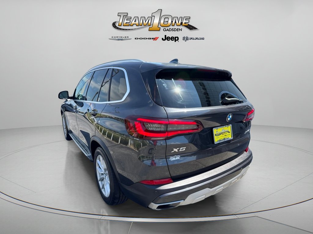 Used 2023 Dark Graphite BMW xDrive40i image 7