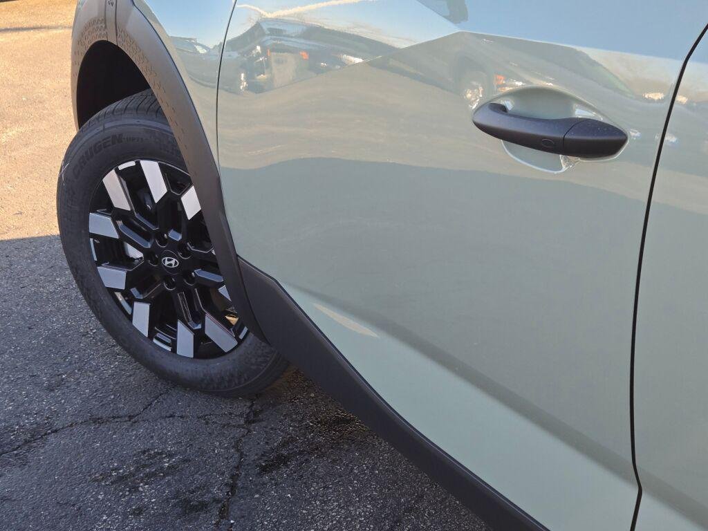 New 2026 Green Hyundai SEL AWD image 16