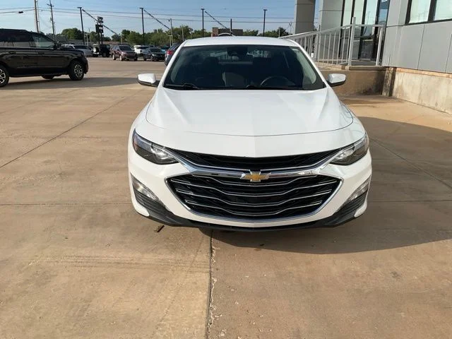 Used 2024 White Chevrolet LT image 41
