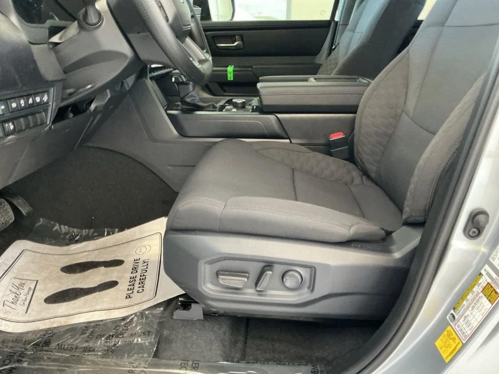 2026 Toyota Tundra SR5 - Photo 16
