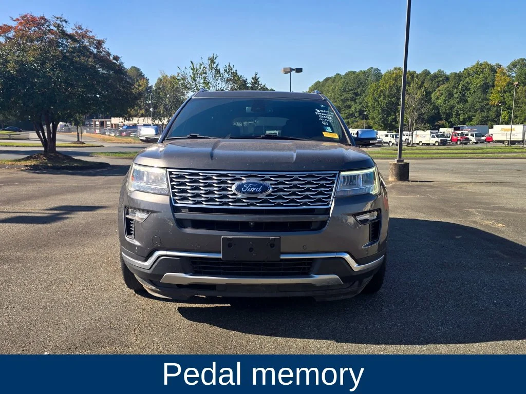 Used 2018 Gray Ford Platinum image 6