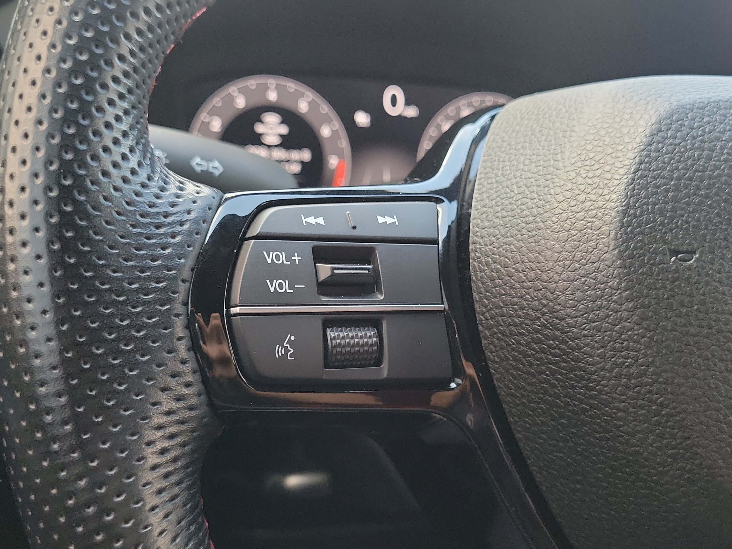 Used 2024 Majestic Black Pearl Acura Type S image 32