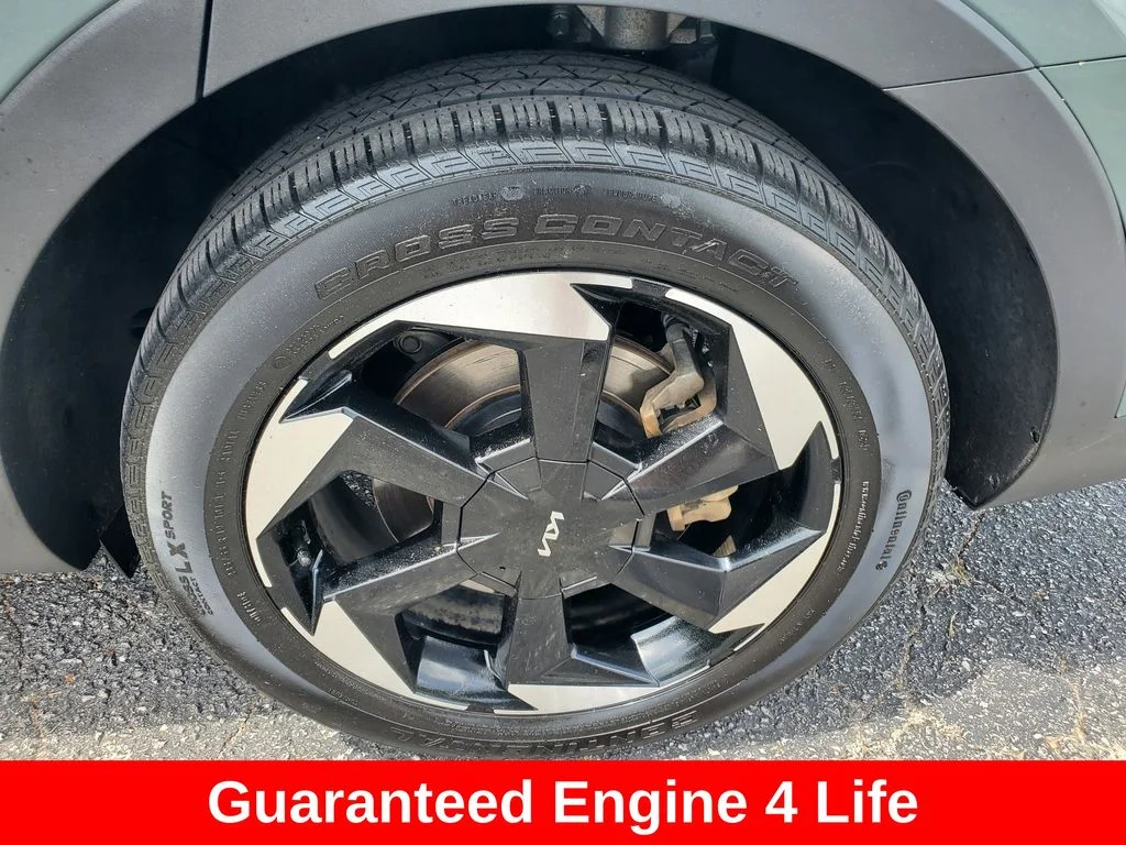 Used 2025 Green Kia EX image 40