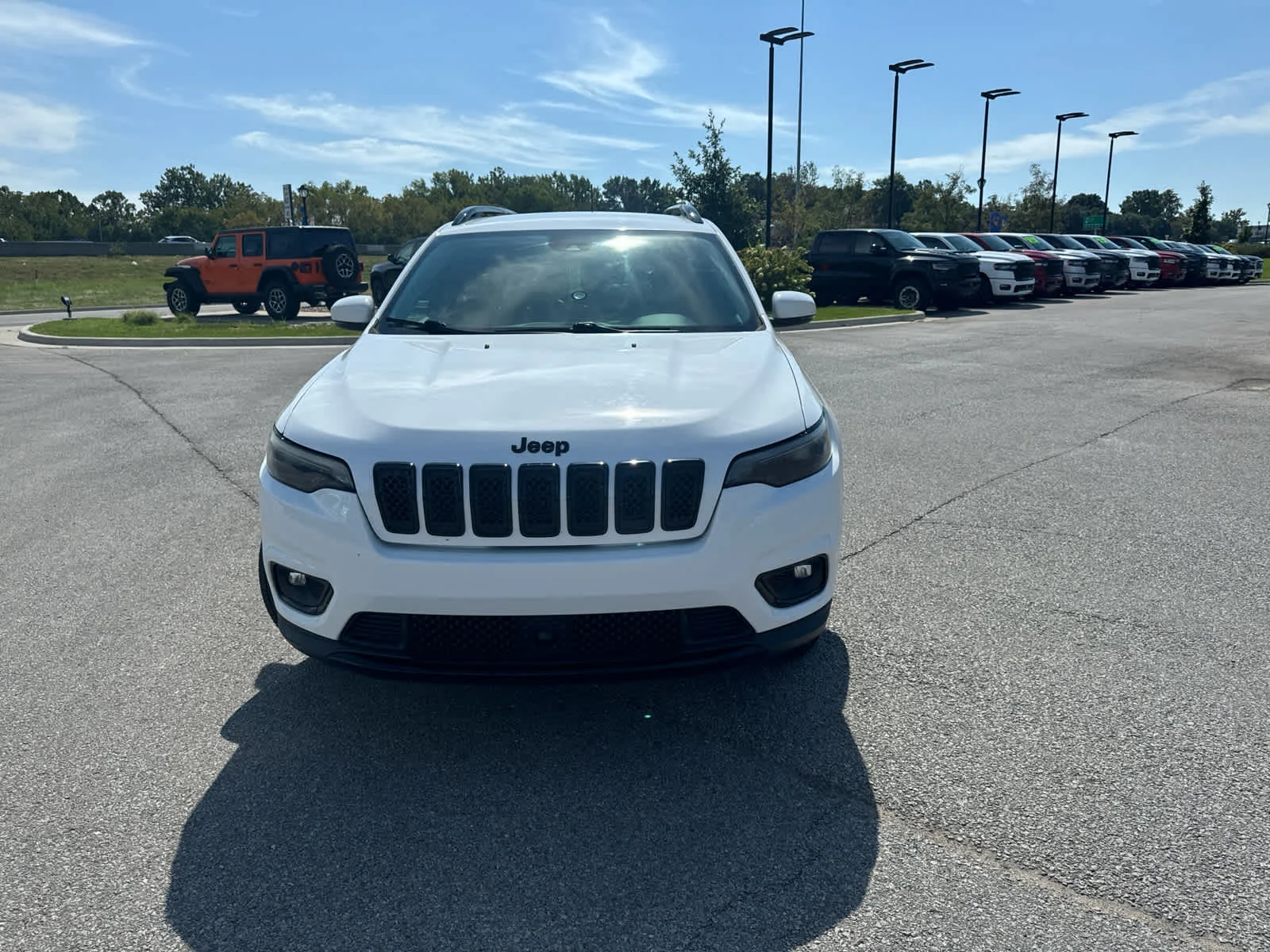 Used 2021 Jeep Cherokee Altitude with VIN 1C4PJMLB6MD133652 for sale in Kansas City