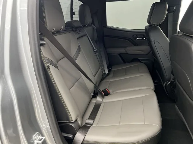 2024 Chevrolet Colorado ZR2 - Photo 17