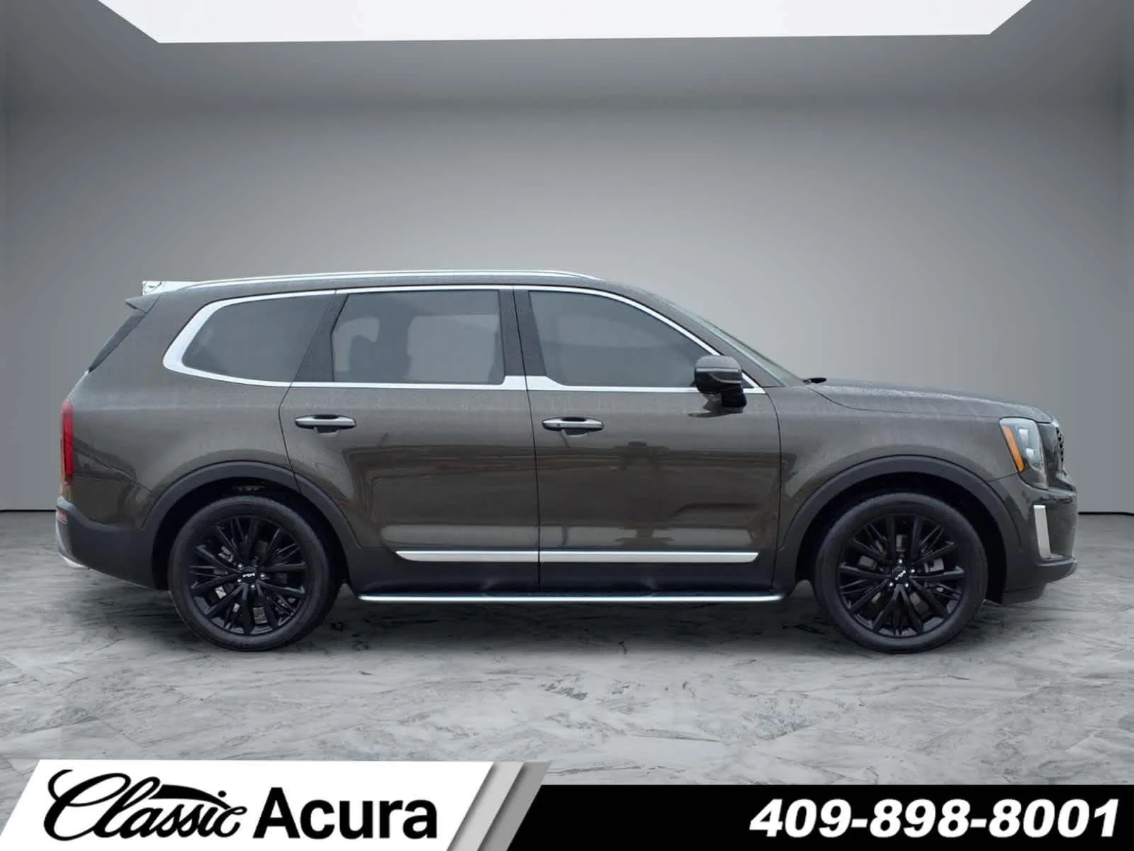 Used 2022 Dark Moss Kia SX image 8