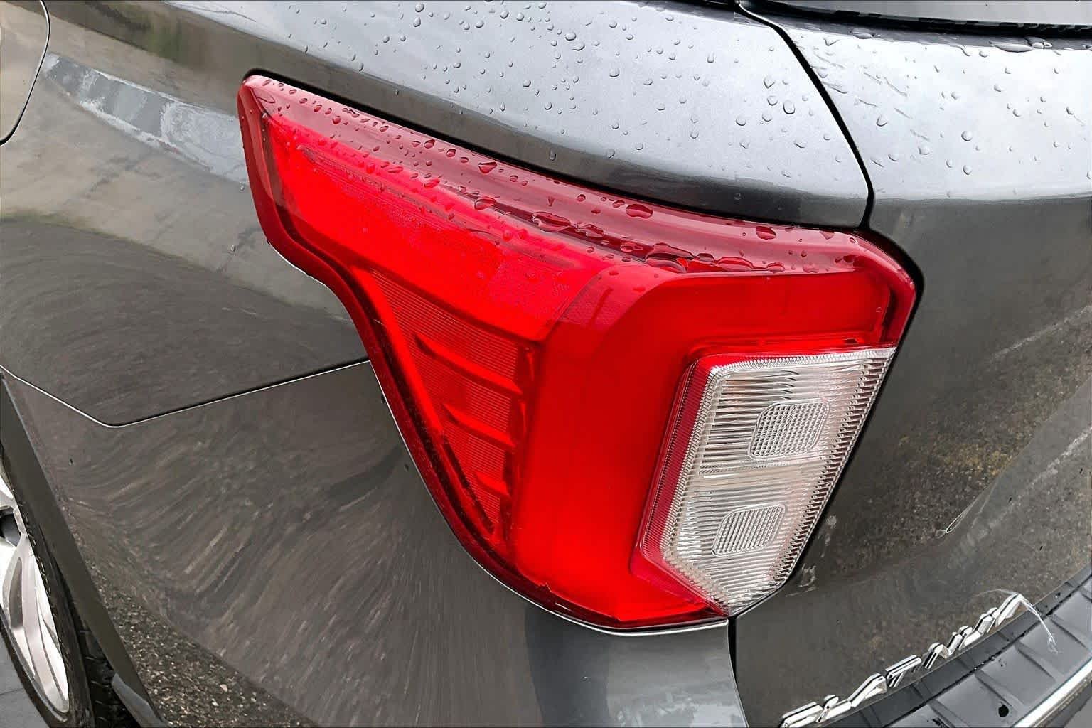 Used 2021 Carbonized Gray Metallic Ford Platinum image 28