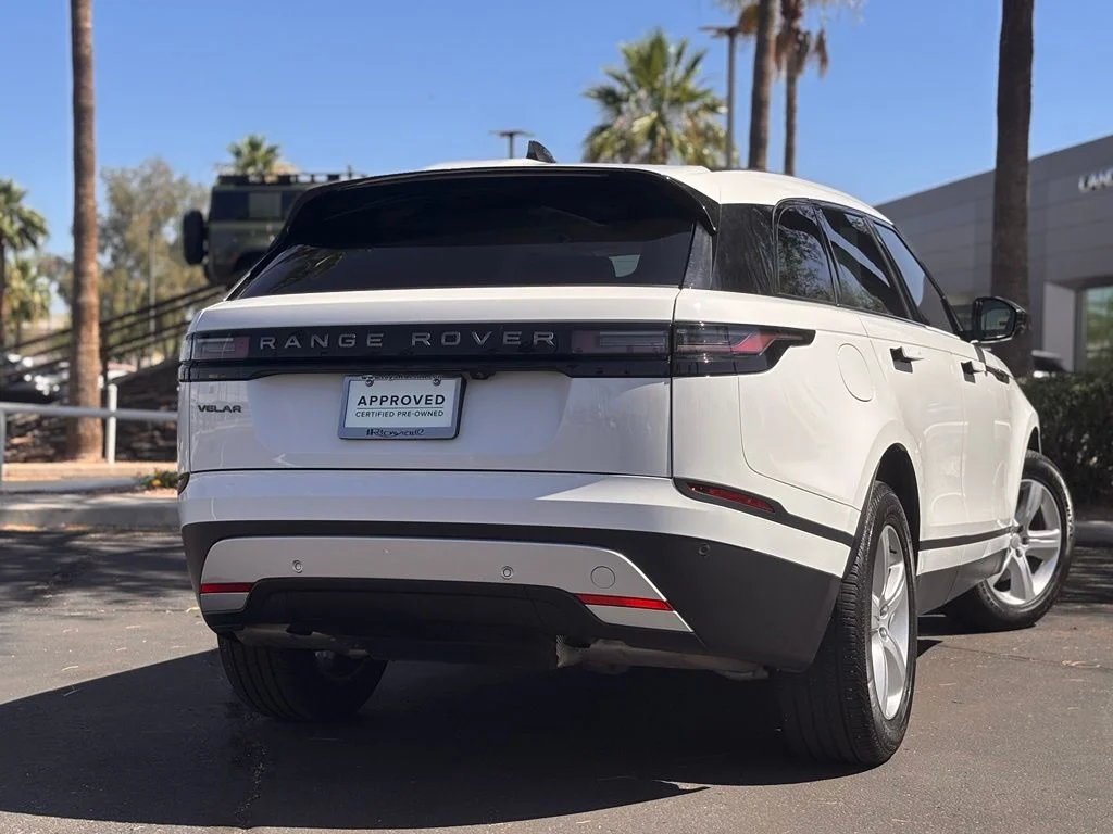 Used 2024  Land Rover S image 21