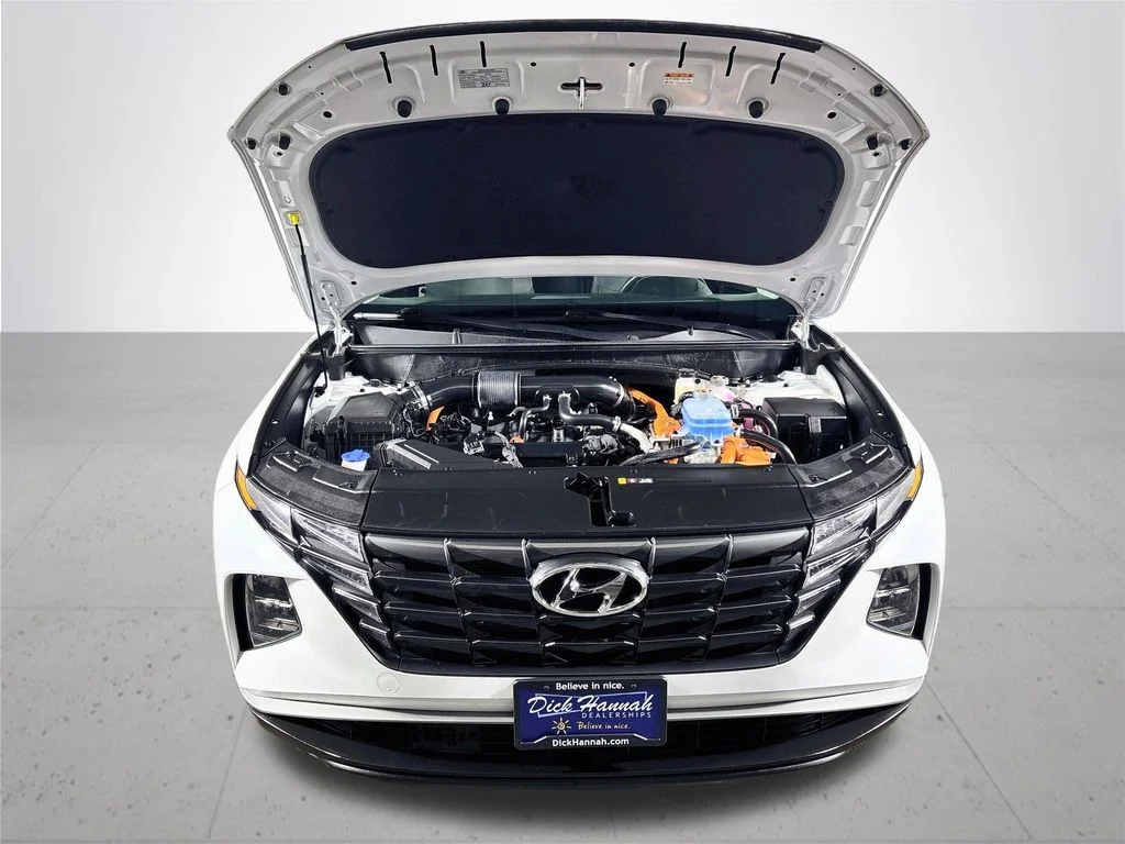 Used 2024 White Hyundai SEL image 22