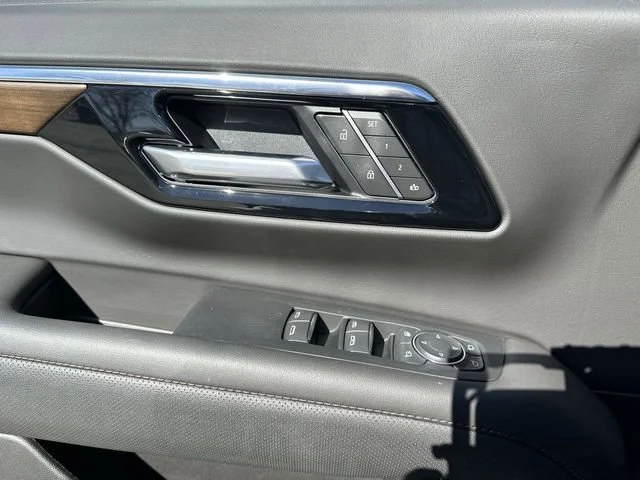 New 2026 Black Chevrolet High Country image 24