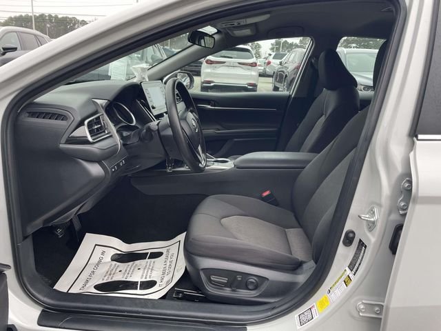 2023 Toyota Camry LE - Photo 15