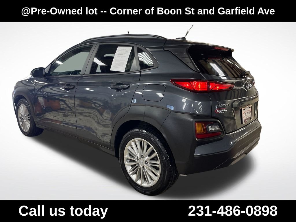 Used 2021 Gray Hyundai SEL image 3