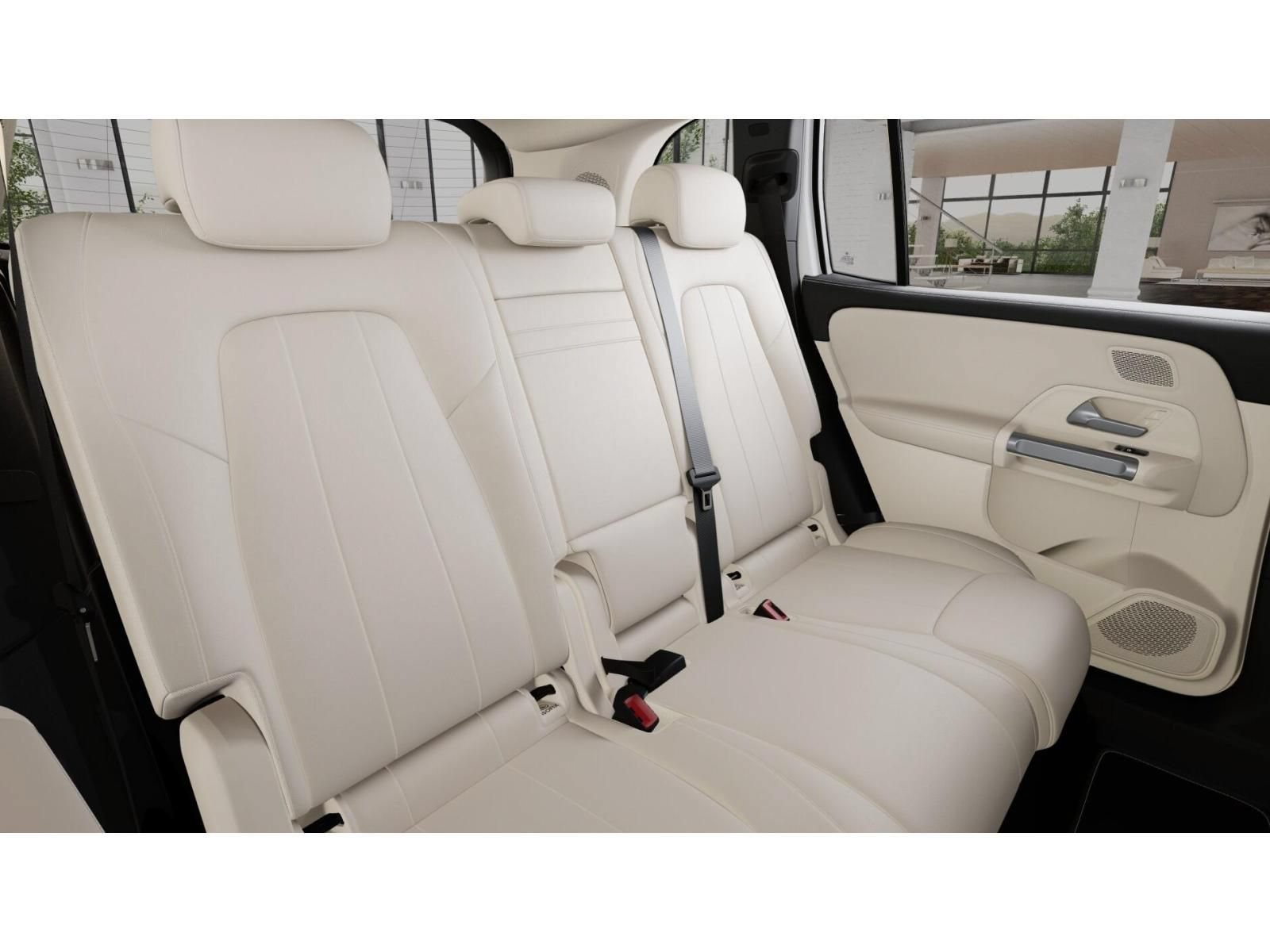New 2026 Polar White Mercedes-Benz GLB 250 image 47