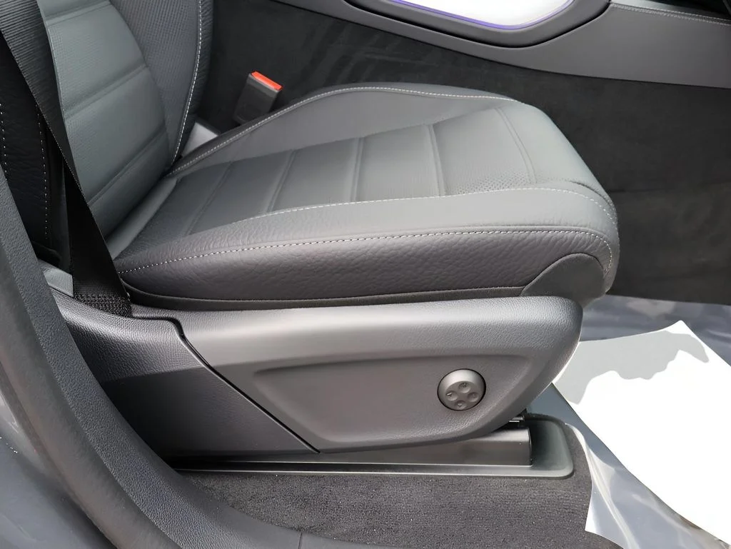 New 2026 Selenite Gray Metallic Mercedes-Benz GLE 450 image 12
