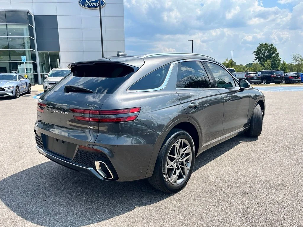 Used 2024 Gray Genesis 2.5T image 5