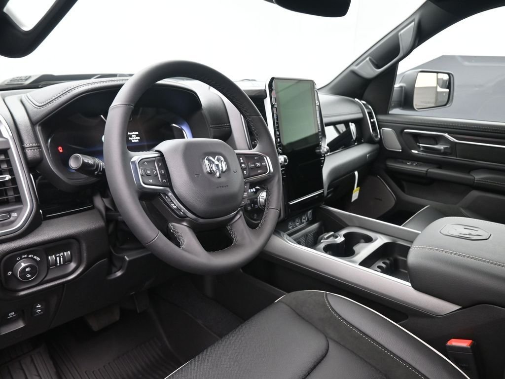 New 2026 Canyon Lake Exterior Paint RAM Laramie image 31