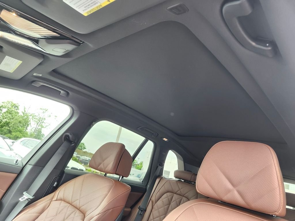 New 2026 Gray BMW xDrive40i image 18